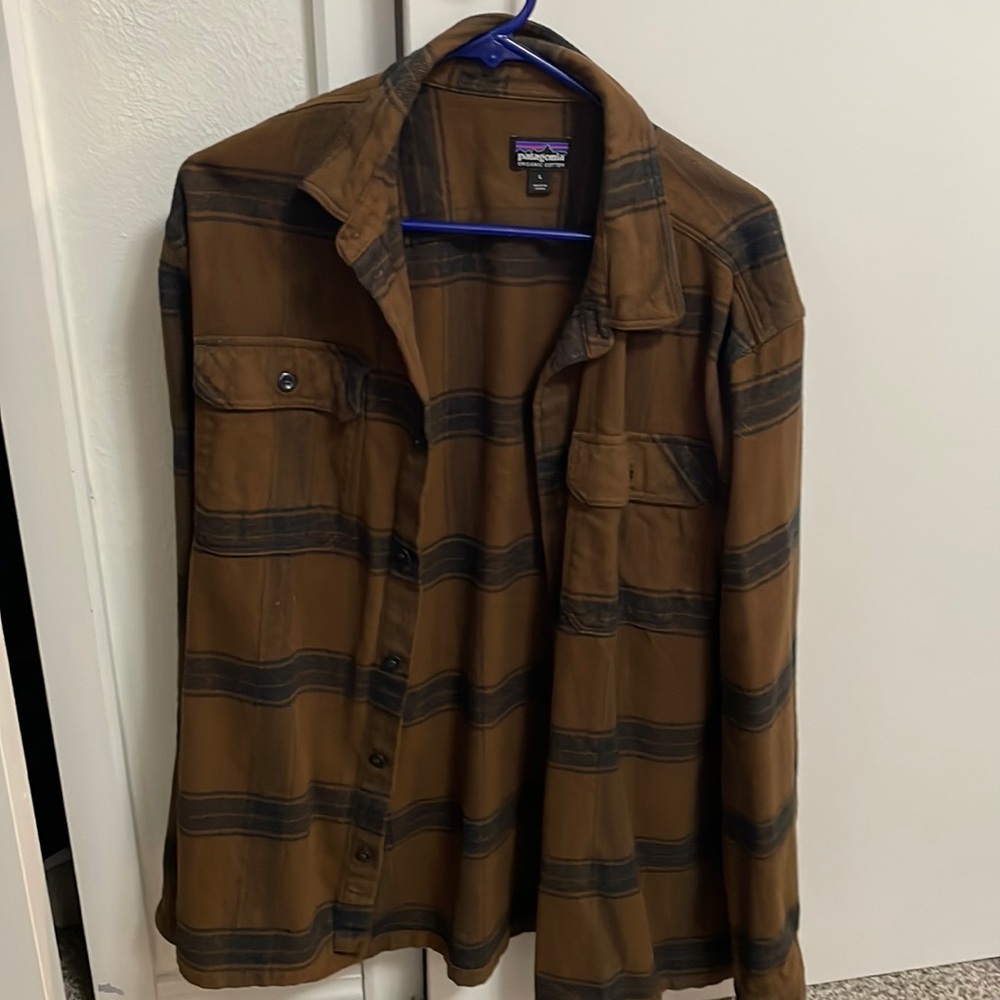 Patagonia flannel shirt size large